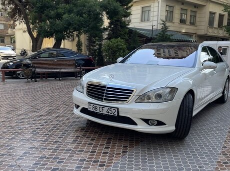 Mercedes S 500