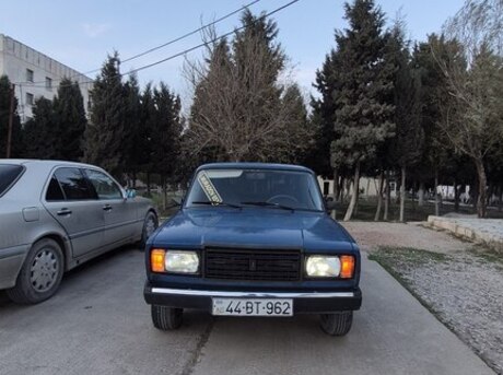 LADA (VAZ) 2107