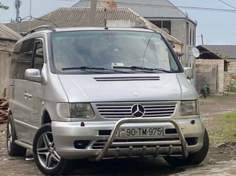 Mercedes Vito 114