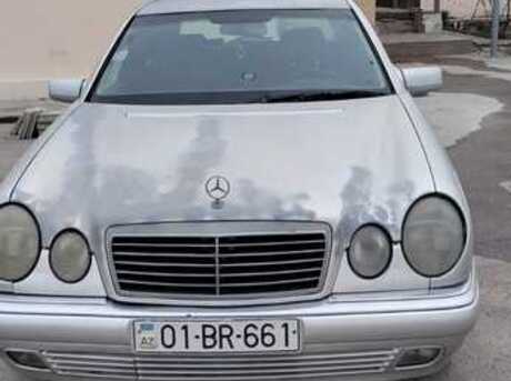 Mercedes E 220