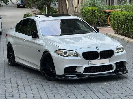BMW 528
