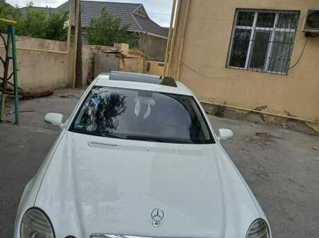 Mercedes E 220