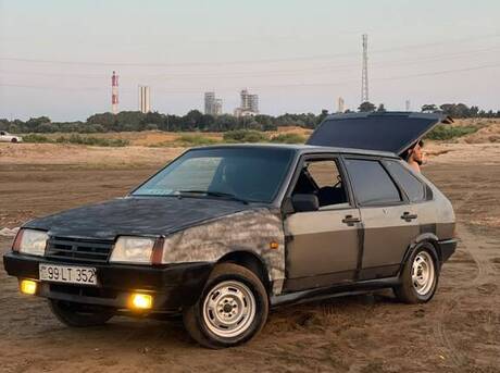 LADA (VAZ) 2109