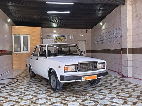 LADA (VAZ) 2107