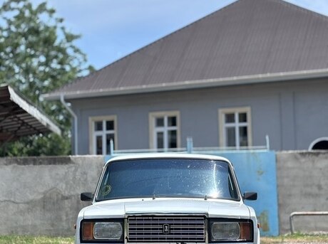 LADA (VAZ) 2107