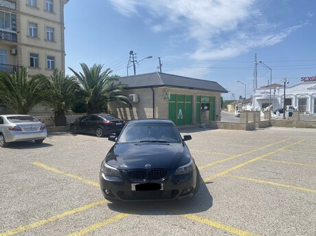 BMW 525