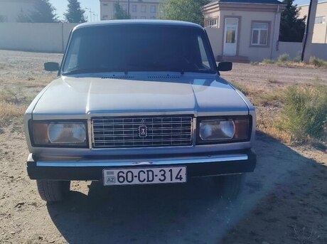 LADA (VAZ) 2107