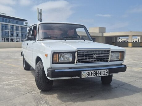 LADA (VAZ) 2107
