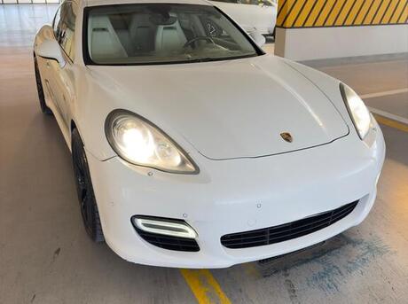 Porsche Panamera Turbo S