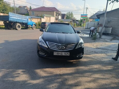 Hyundai Azera