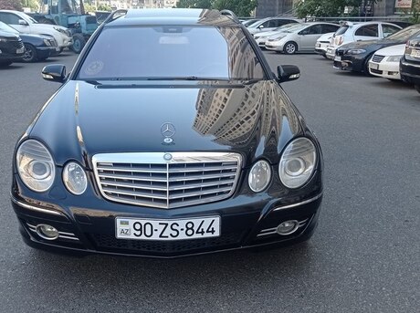 Mercedes E 220