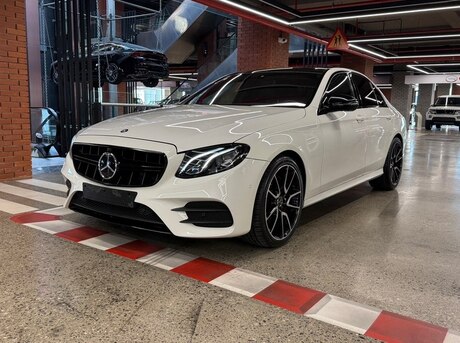Mercedes E 200 4MATIC
