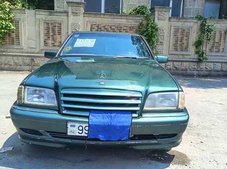 Mercedes C 180