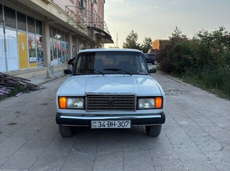 LADA (VAZ) 2107