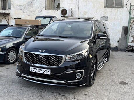 Kia Carnival