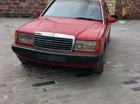 Mercedes 190