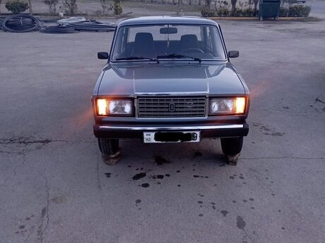 LADA (VAZ) 2107