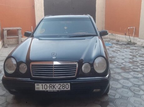 Mercedes E 280
