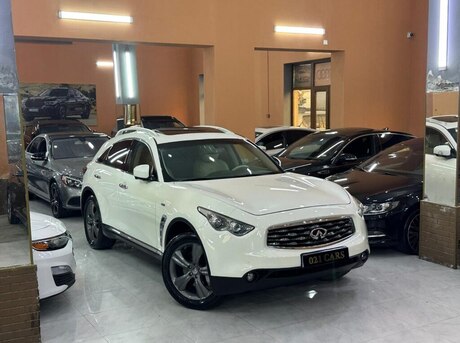 Infiniti FX35