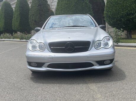 Mercedes C 230