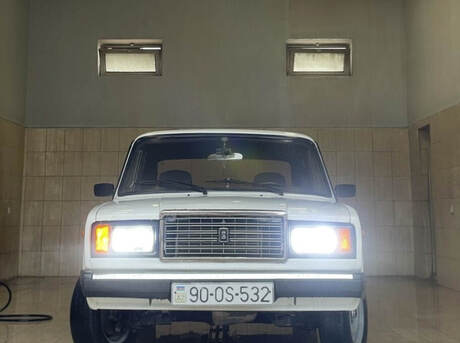 LADA (VAZ) 2107