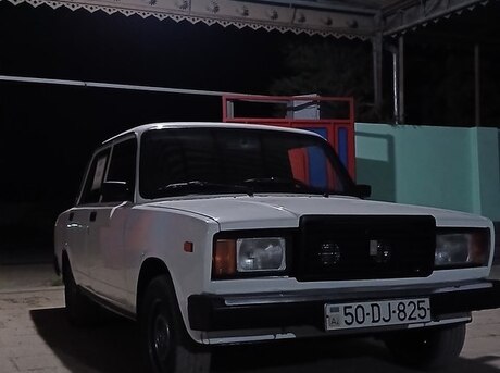 LADA (VAZ) 2107