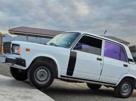 LADA (VAZ) 2107