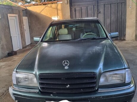 Mercedes C 220