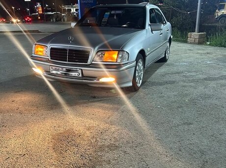 Mercedes C 220