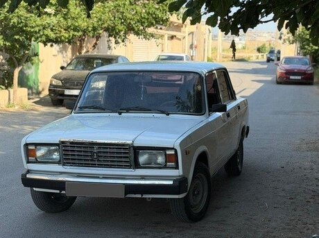 LADA (VAZ) 2107