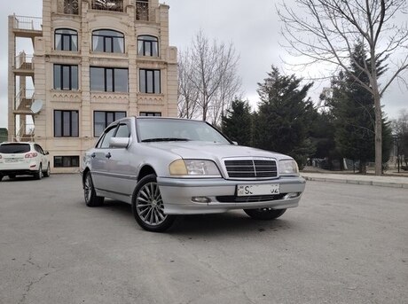 Mercedes C 220