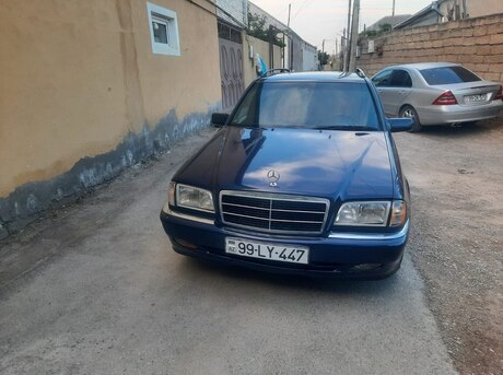 Mercedes C 220