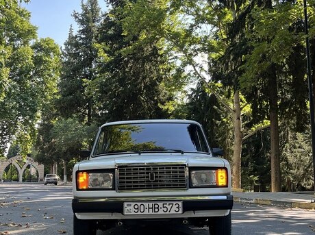 LADA (VAZ) 2107