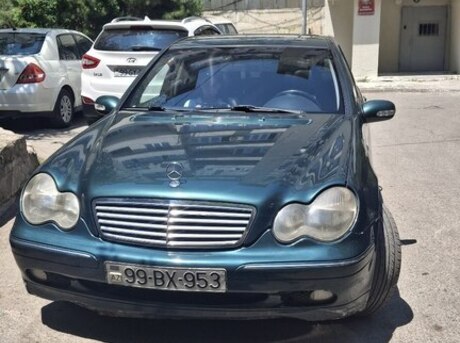 Mercedes C 220