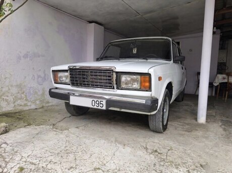 LADA (VAZ) 2107