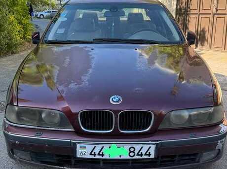 BMW 528