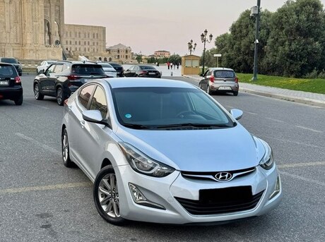 Hyundai Elantra
