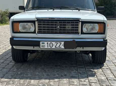 LADA (VAZ) 2107