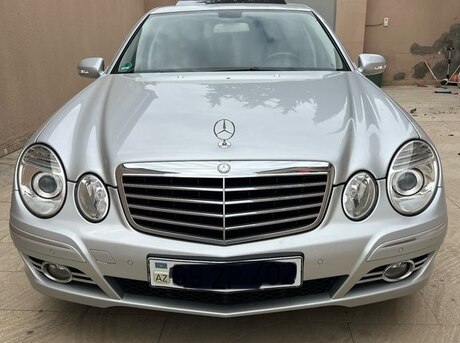 Mercedes E 220