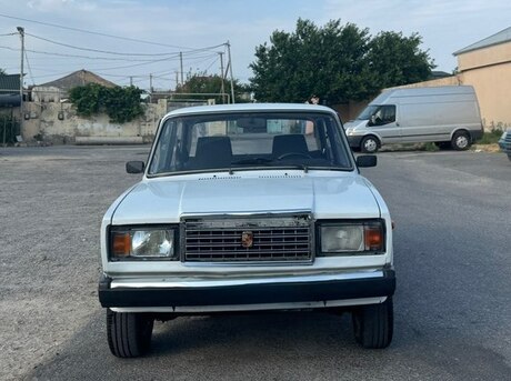 LADA (VAZ) 2107