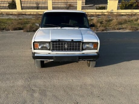 LADA (VAZ) 2107