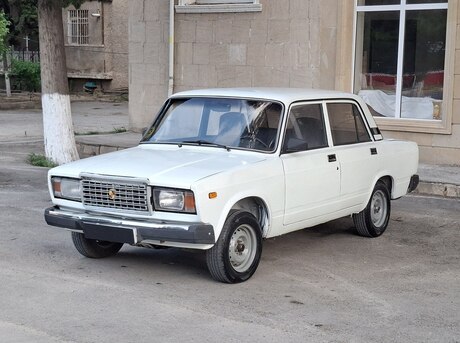 LADA (VAZ) 2107
