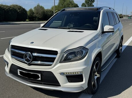 Mercedes  2014