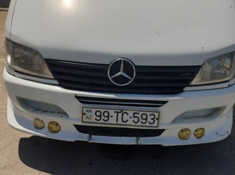 Mercedes  2002