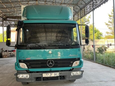 Mercedes Atego 818 2008