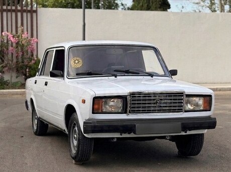 LADA (VAZ) 2107 2011