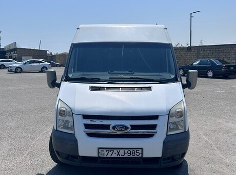 Ford Transit 2011