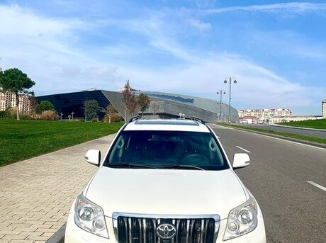 Toyota Land Cruiser Prado 2012