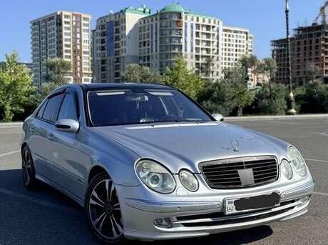 Mercedes E 270 2002