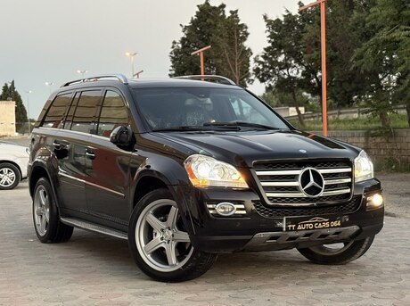 Mercedes  2008